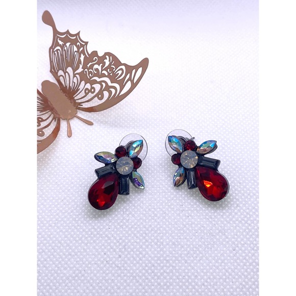 Imitation Red Ruby Rhinestone Cubic Zirconia CZ Post Earrings Set - Picture 2 of 7